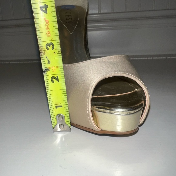 Guess Heels - Picture 10 of 10